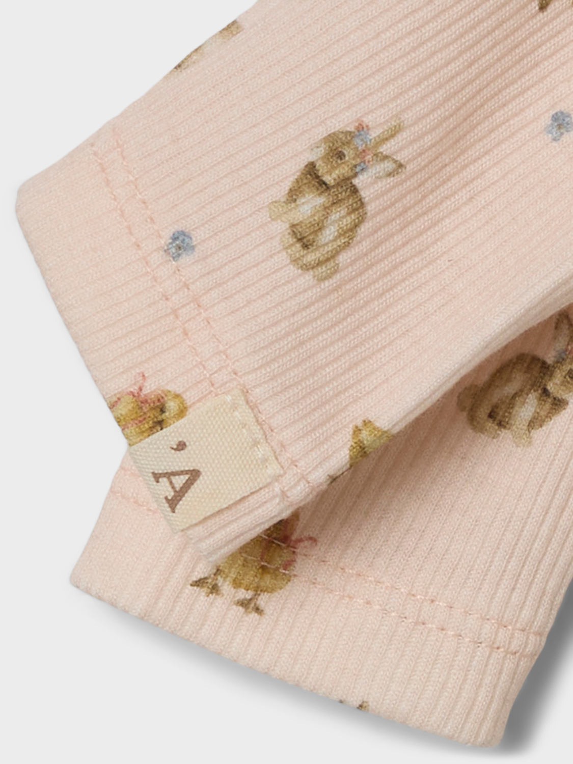 model_shot-front_full